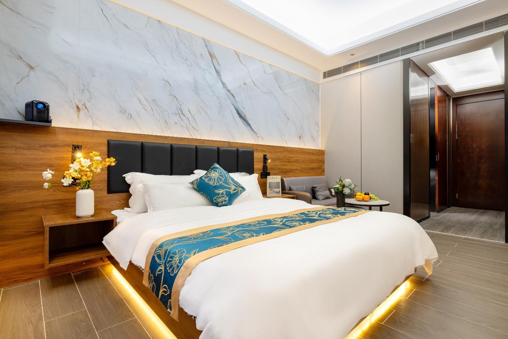 Xingyin Cloudy Hotel Guangzhou Changgang Subway Station - Free Shuttle Bus To Canton Fair Complex During Canton Fair Period Exterior foto